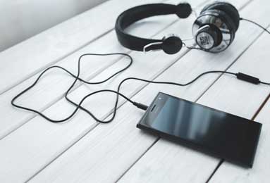 意甲：米兰门将泰拉恰诺接受采访表示，能出任米兰与乌迪内斯之战的首发门将，我很自豪